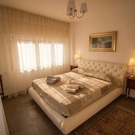 Bed Adelaide-2